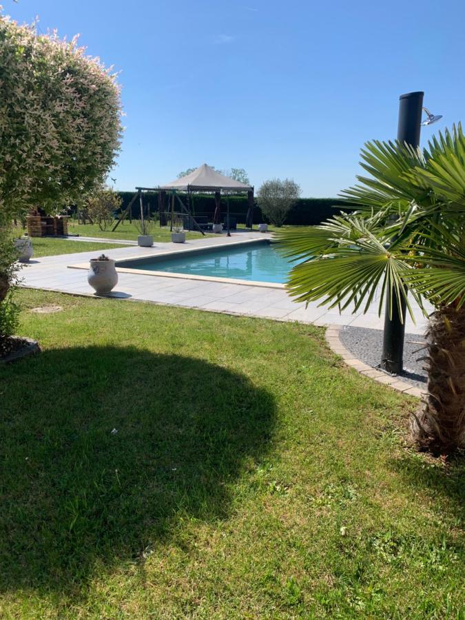 Studio Independant Avec Piscine Et Jardin L'Abergement-Sainte-Colombe Zewnętrze zdjęcie